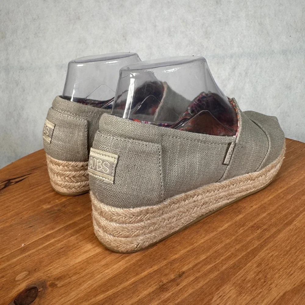 Skechers BOBS Highlights 2.0 Shoes Womens 6.5 Taupe Good Espadrille Wedge
